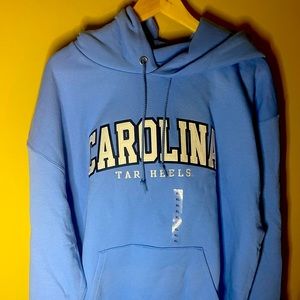 Carolina Tar Heels Hoodie never worn!